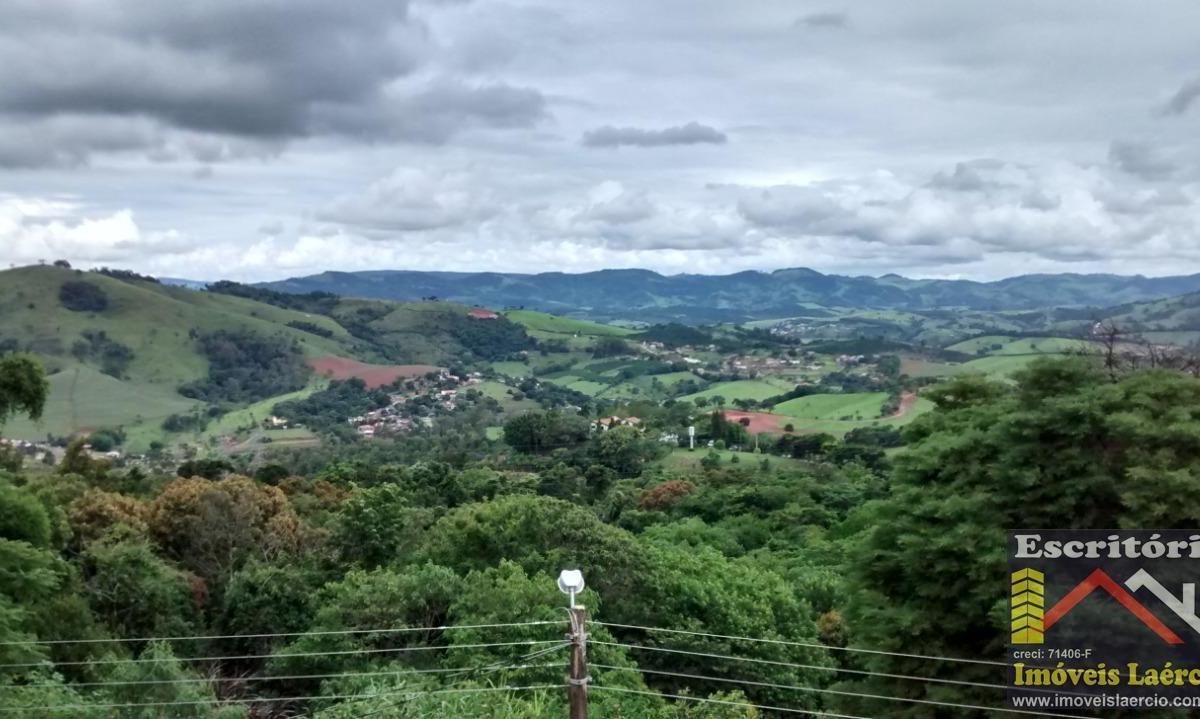 Casa à Venda em Águas de Lindóia SP, bairro Jardim Meridien, Permuta Por Imóvel em Campinas ou Valinhos até R$ 500mil.