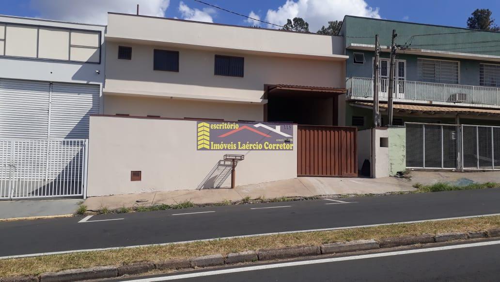 Barracão com 247m² de área, à Venda em Valinhos SP, bairro Jardim Pinheiros, excelente para que procura renda de locação